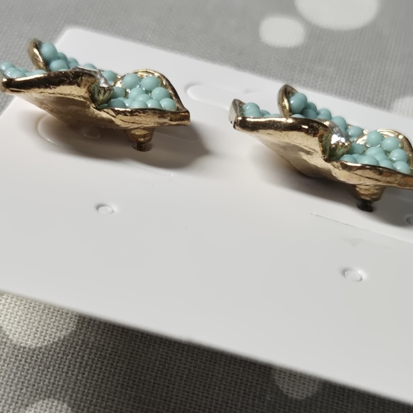 Earrings Bundle Of 2 - Picture 8 of 17